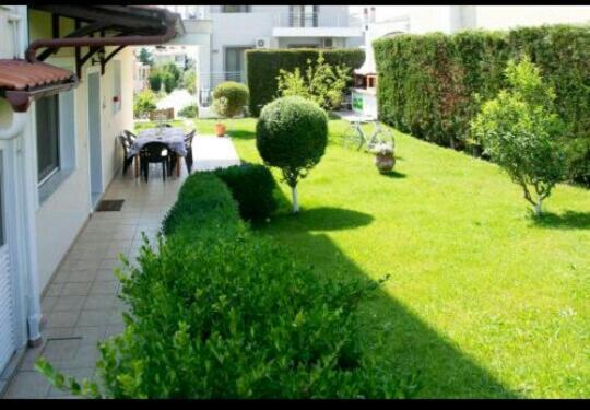 Apartamento 4Seasons Nea Iraklitsa Exterior foto